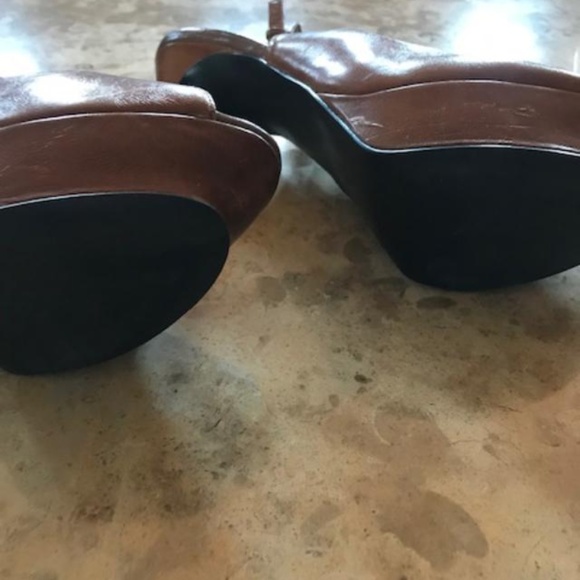 GUESS slingback heels, brown leather sz 10 - Picture 4 of 4